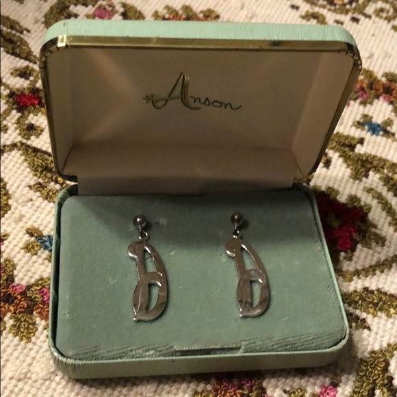 Anson Sterling Silver NIB “D” Initial Earnings - Picture 1 of 3